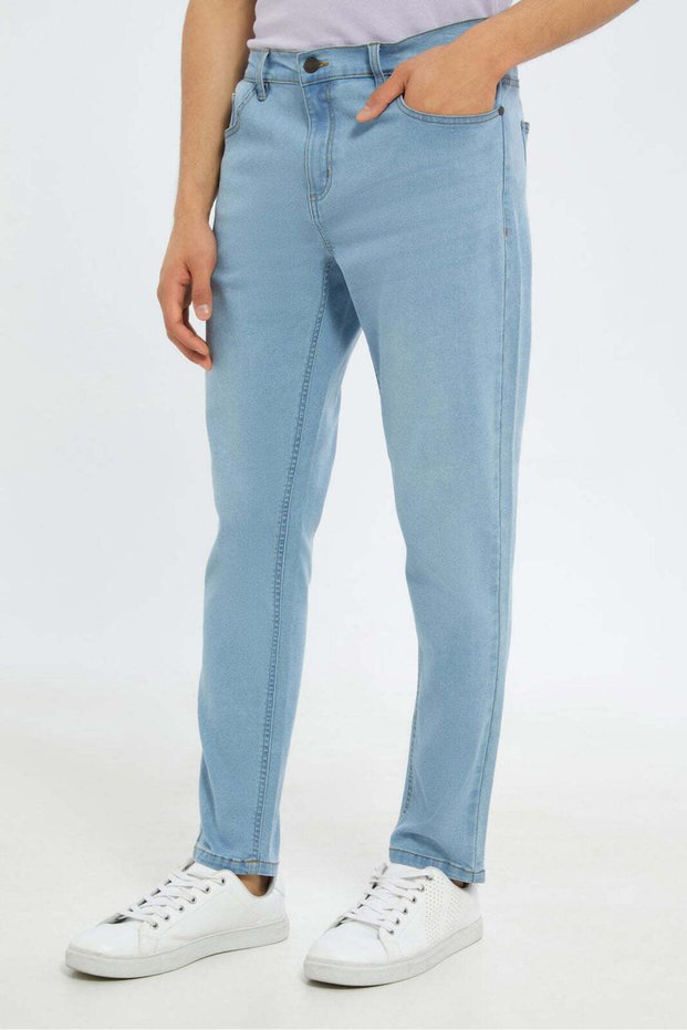 Men's Light Blue Jeans
